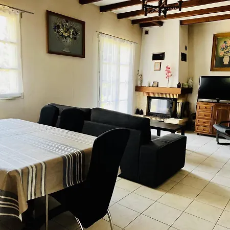 Maison Basque A Espelette, 3 Chambres, 5+2 Pers, Animaux Admis, Internet (Adults Only) Сasa de vacaciones Espelette