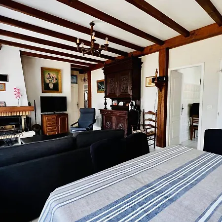 Maison Basque A Espelette, 3 Chambres, 5+2 Pers, Animaux Admis, Internet (Adults Only) Сasa de vacaciones *