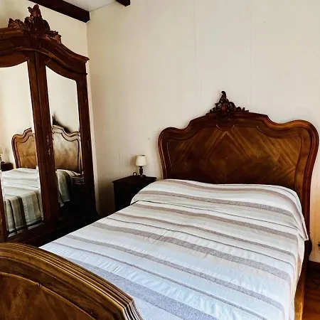 Сasa de vacaciones Maison Basque A Espelette, 3 Chambres, 5+2 Pers, Animaux Admis, Internet (Adults Only) Espelette