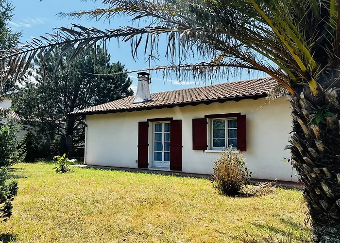 Maison Basque A Espelette, 3 Chambres, 5+2 Pers, Animaux Admis, Internet - Fr-1-495-2 (adults Only) *